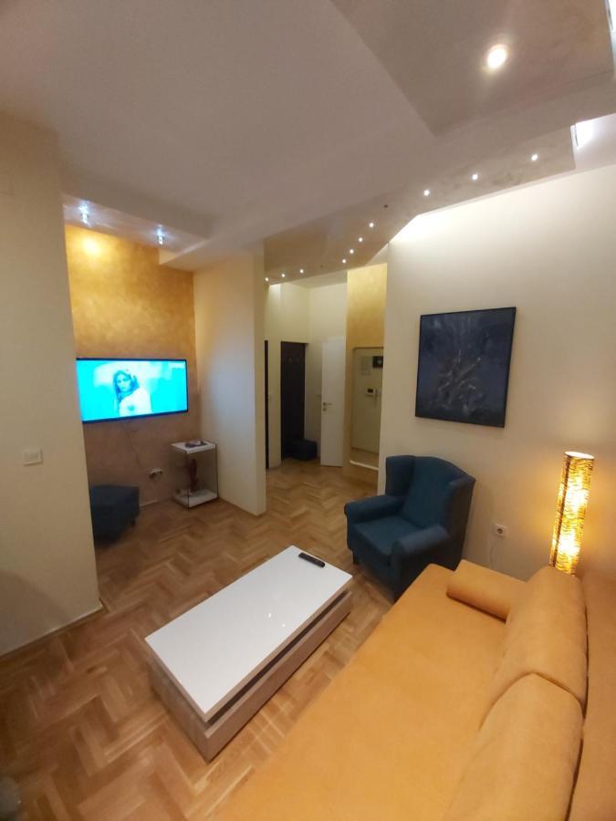 Apartment Nikirent Banja Luka Esterno foto