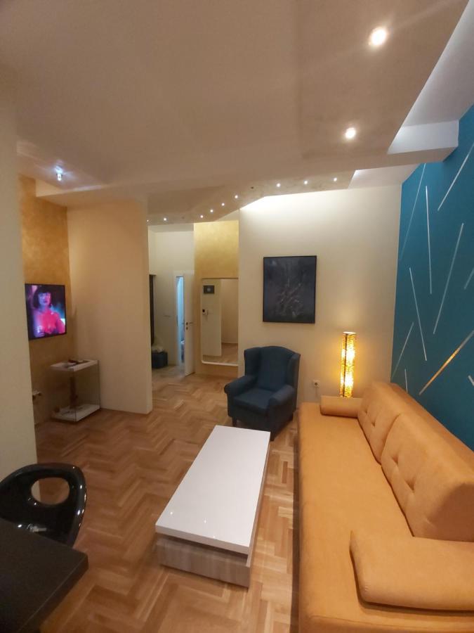 Apartment Nikirent Banja Luka Esterno foto