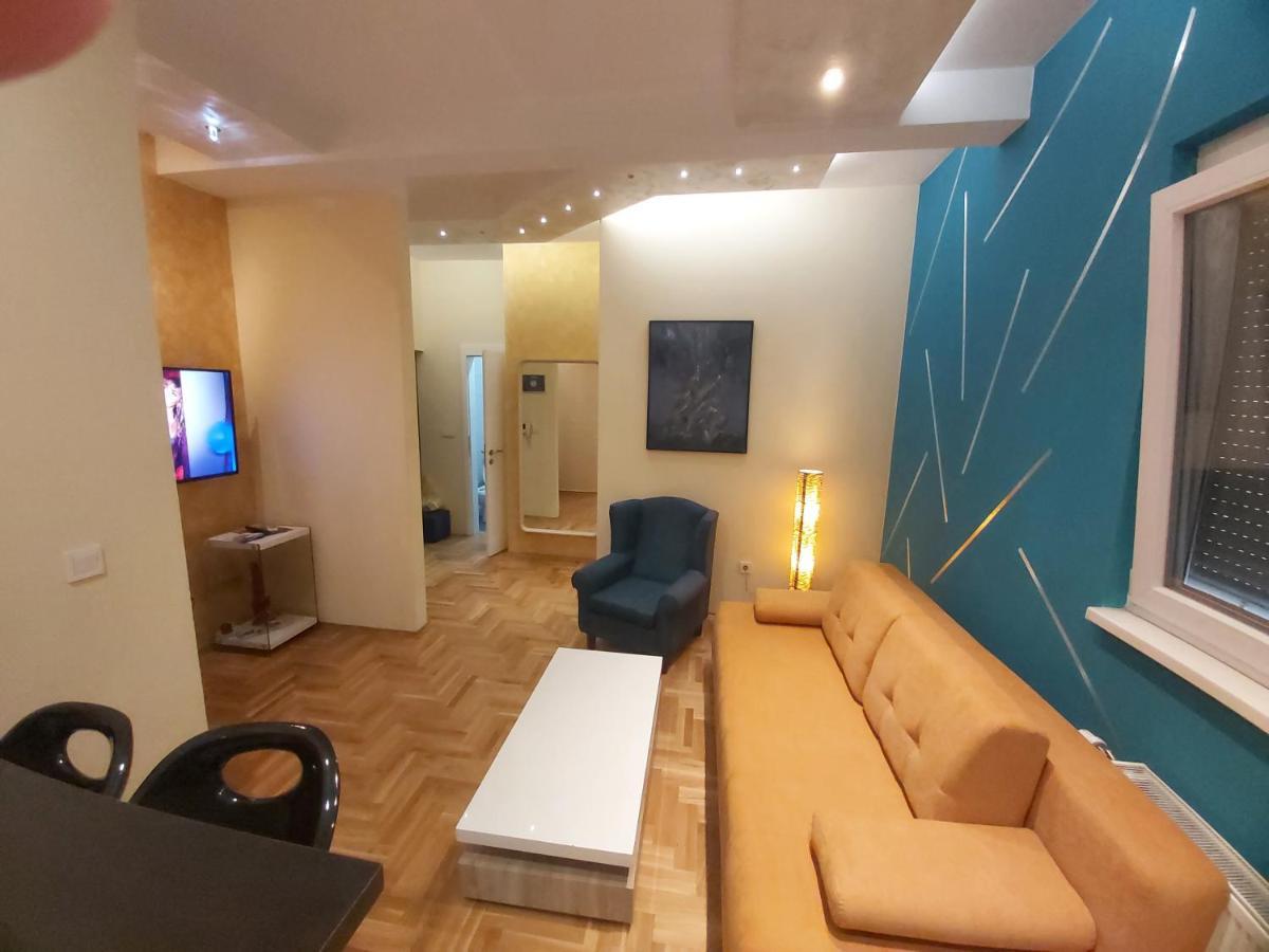 Apartment Nikirent Banja Luka Esterno foto